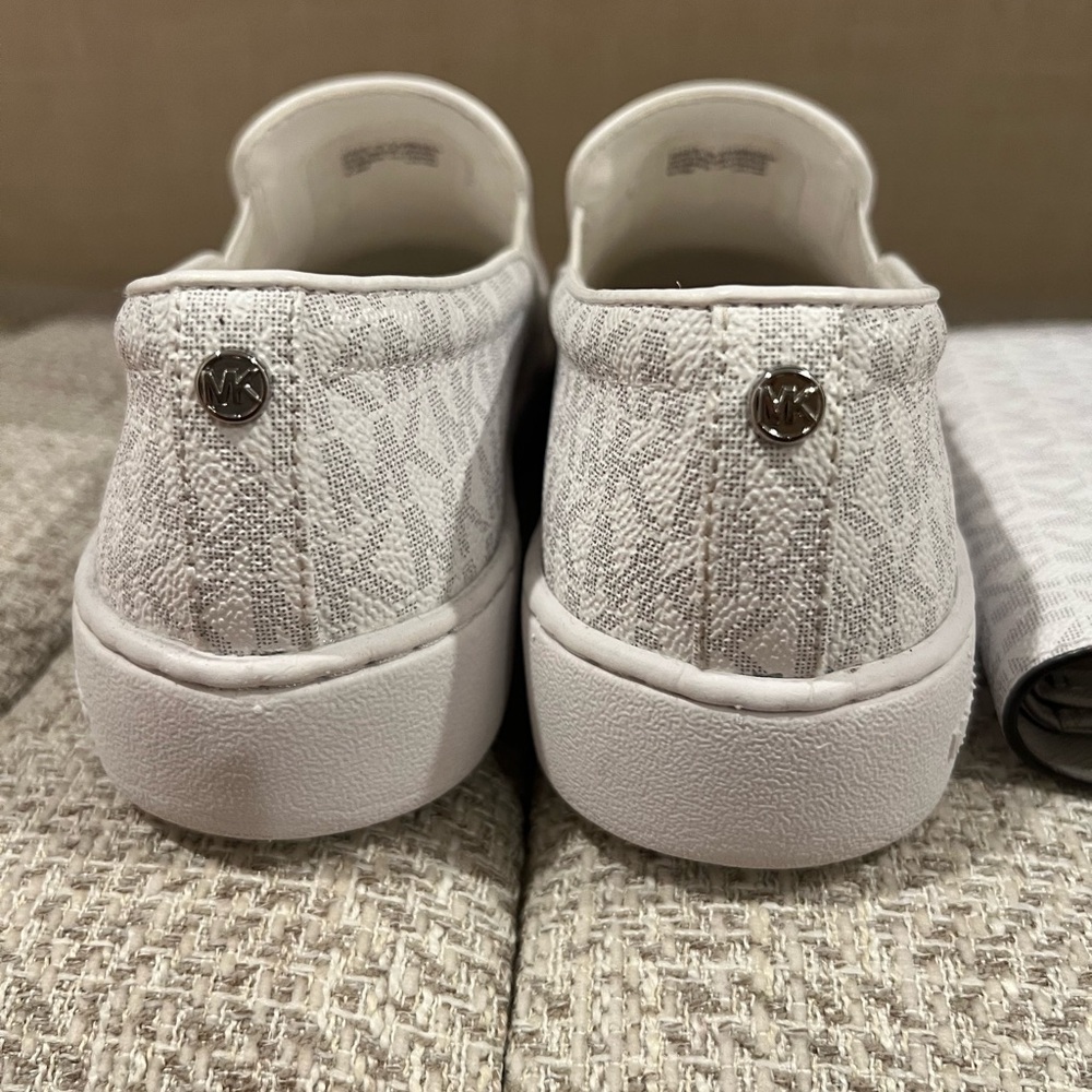 Michael Kors White Logo Slip-Ons and Wristlet - Picture 5 of 13